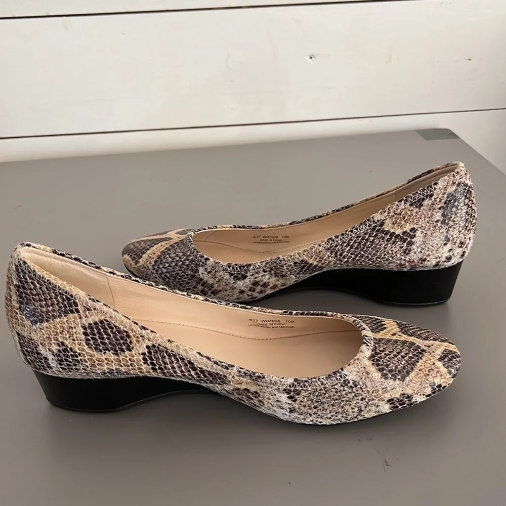 Cole Haan wedge snake print shoe size 10 - Picture 6 of 8